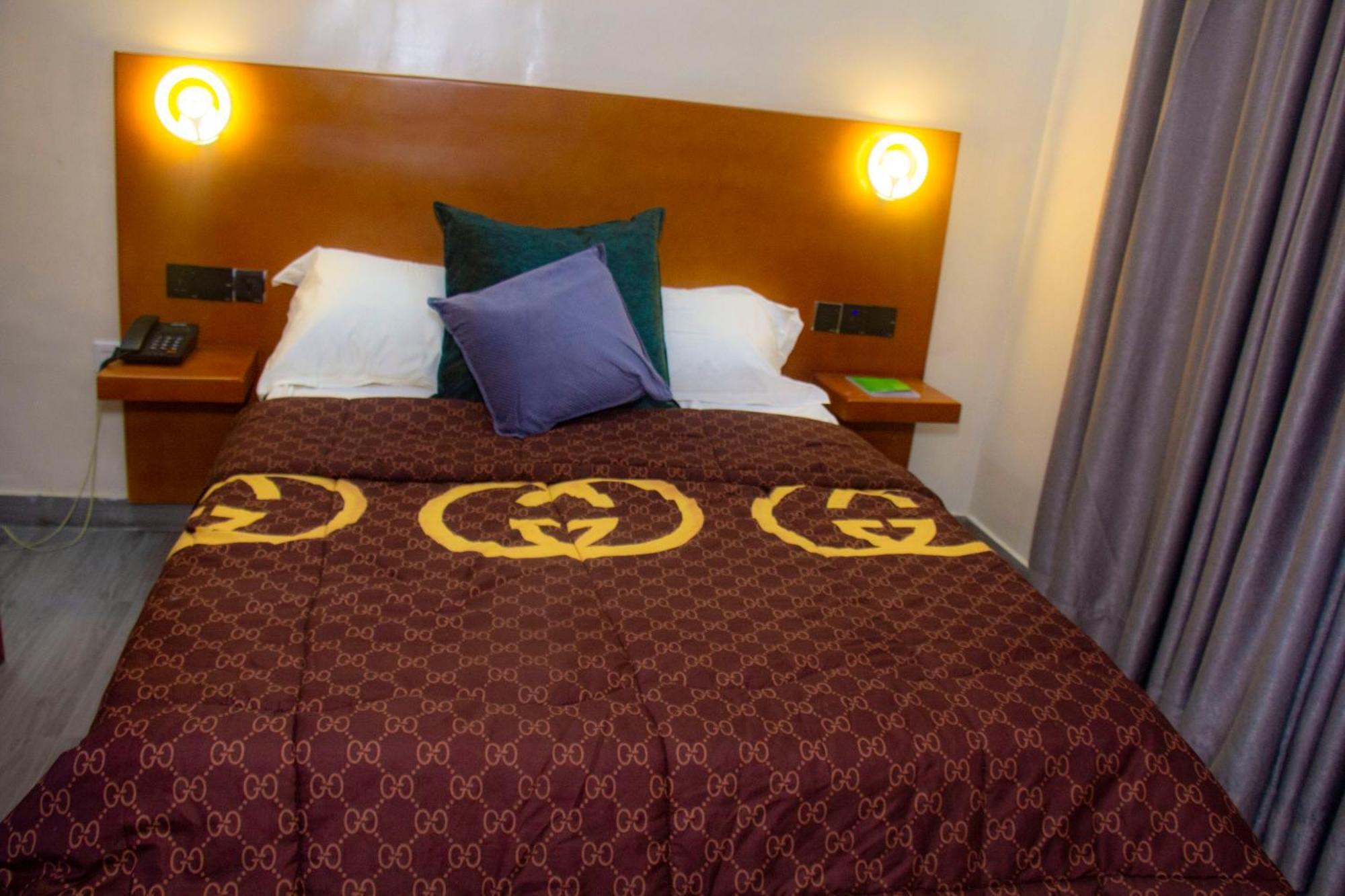 Hotel L'Apero Котону Екстер'єр фото